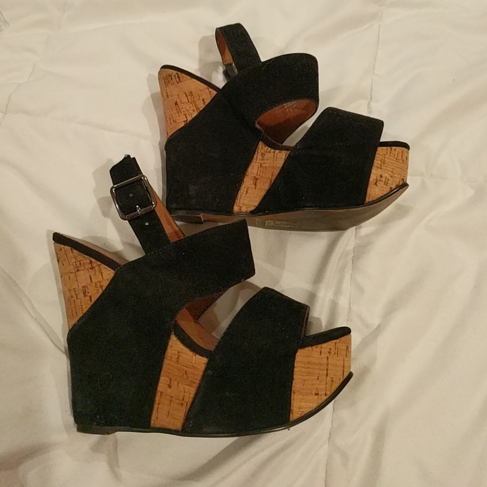 Platform sandals